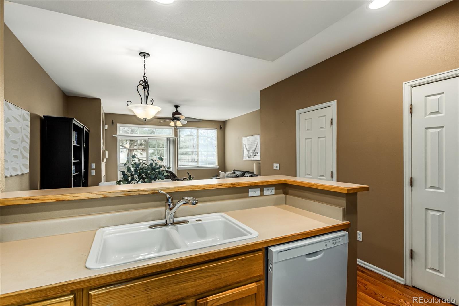 MLS Image #8 for 9043 w phillips drive,littleton, Colorado