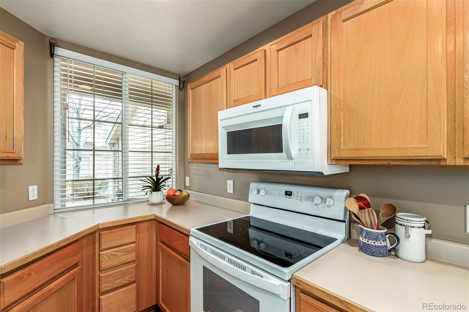 MLS Image #9 for 9043 w phillips drive,littleton, Colorado