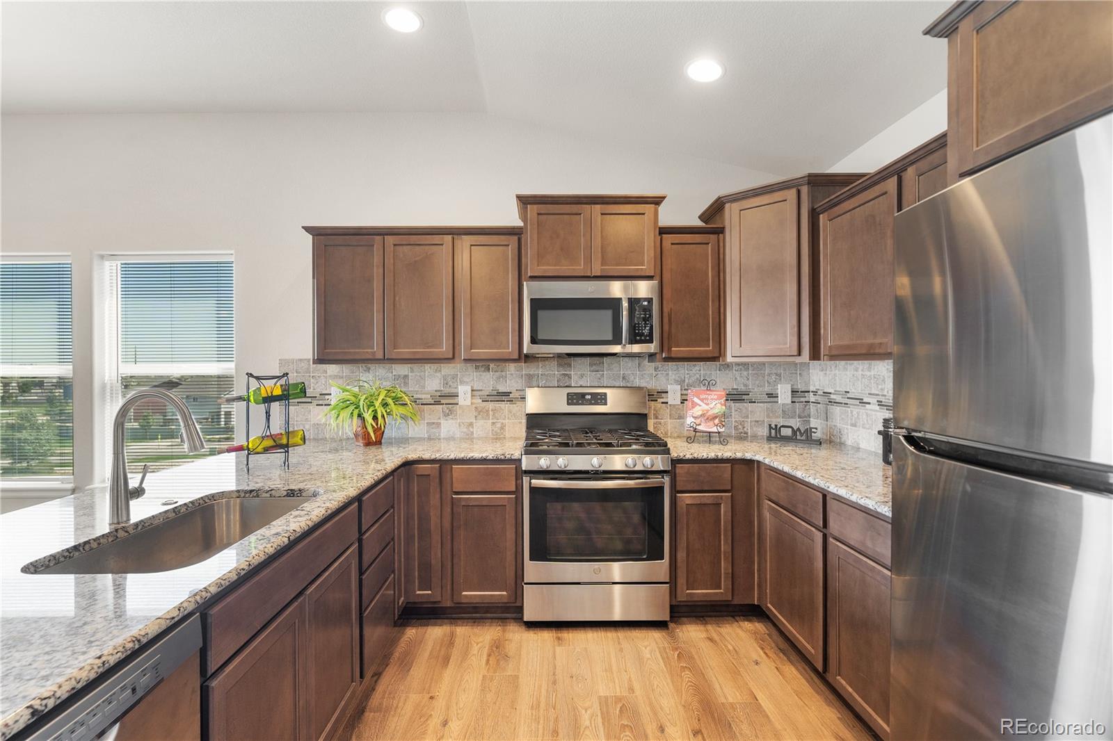 MLS Image #3 for 4413  hessite loop,colorado springs, Colorado