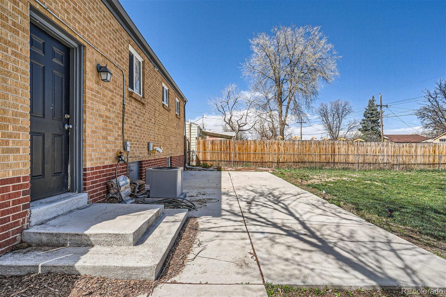 MLS Image #25 for 1270 s knox court,denver, Colorado