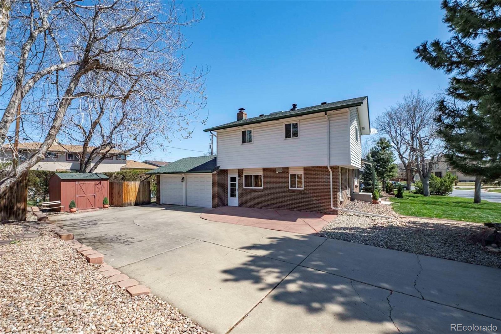 MLS Image #3 for 9223 w virginia drive,lakewood, Colorado