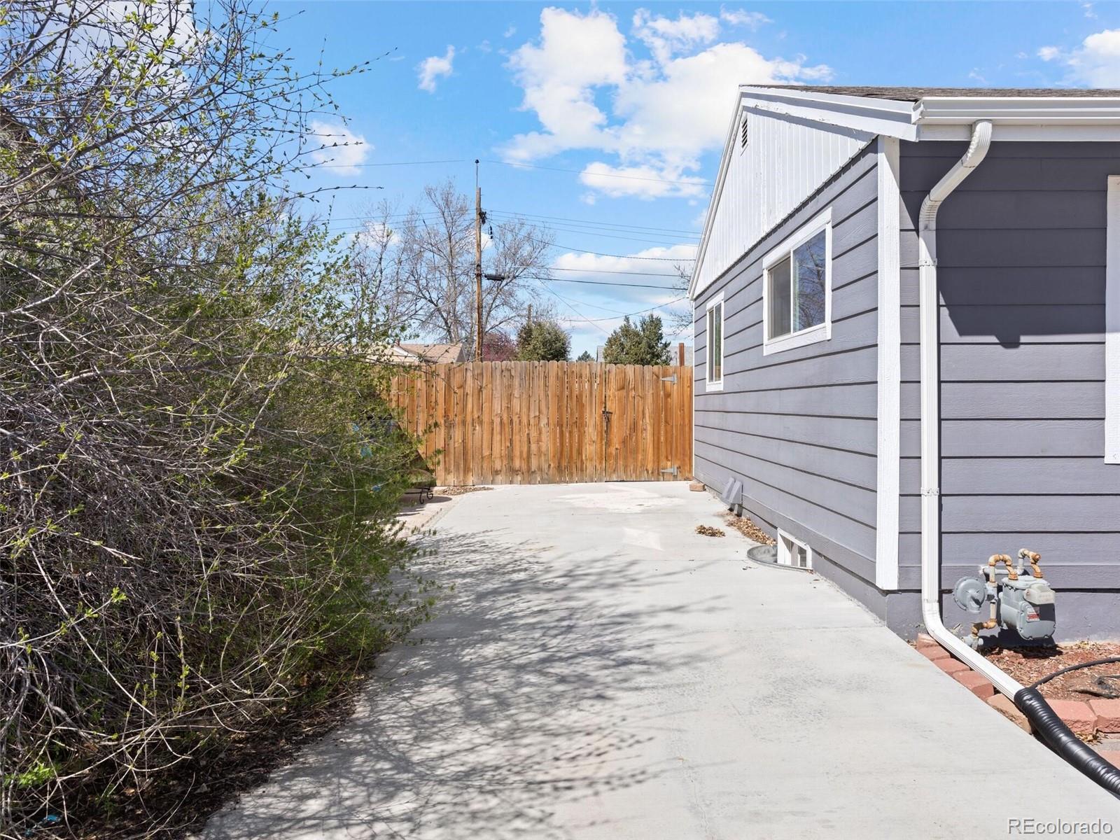 MLS Image #29 for 1245 s beach court,denver, Colorado