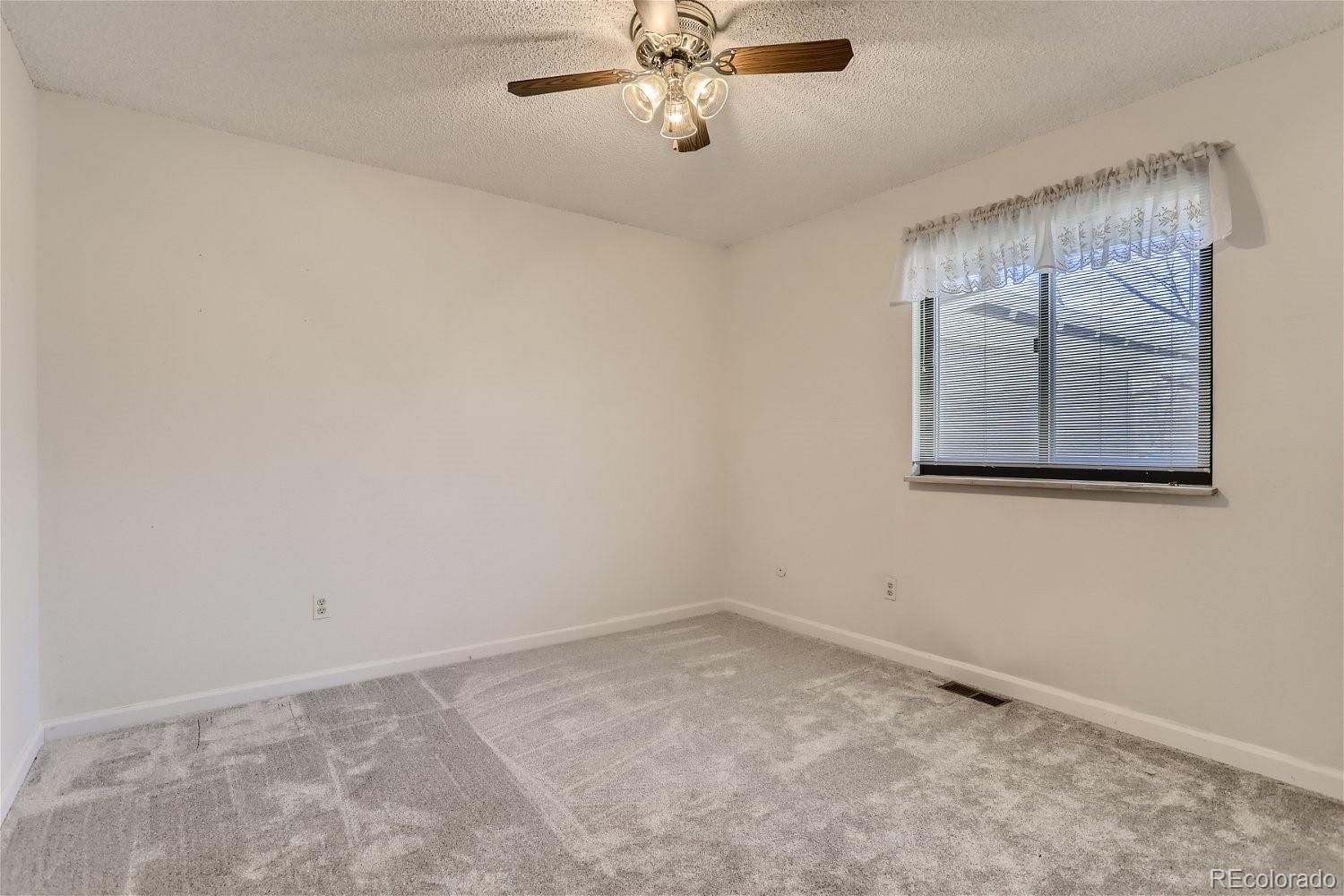 MLS Image #16 for 12052 e maple avenue,aurora, Colorado