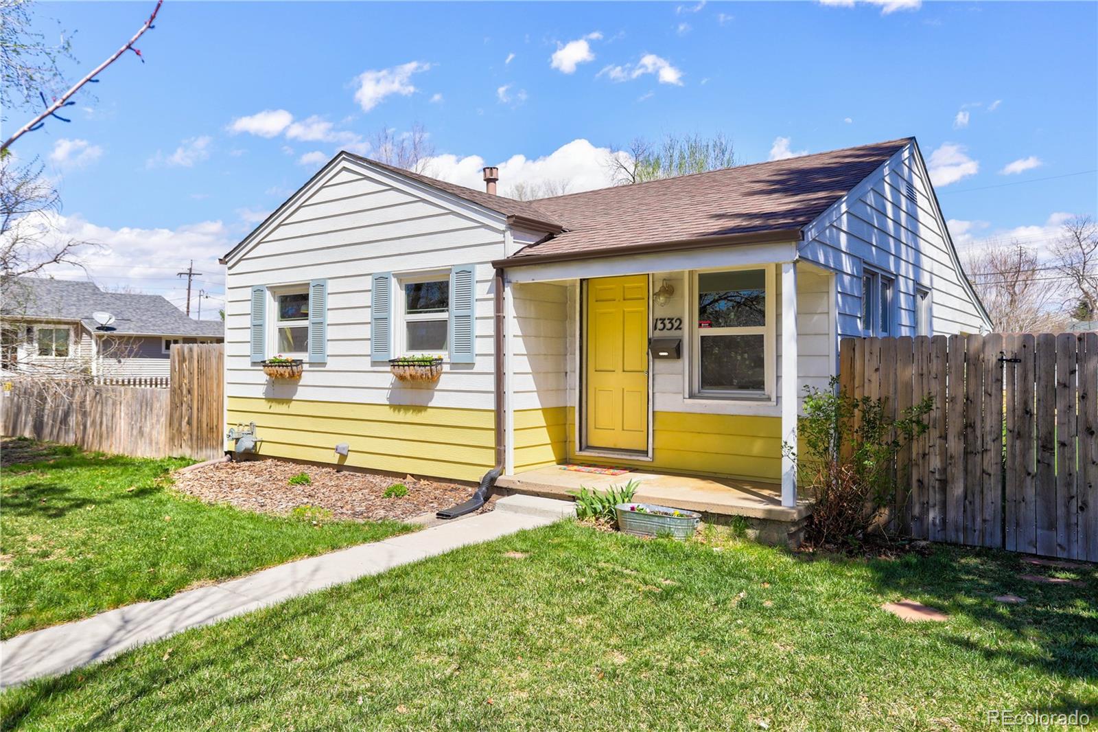 MLS Image #2 for 1332  valentia street,denver, Colorado