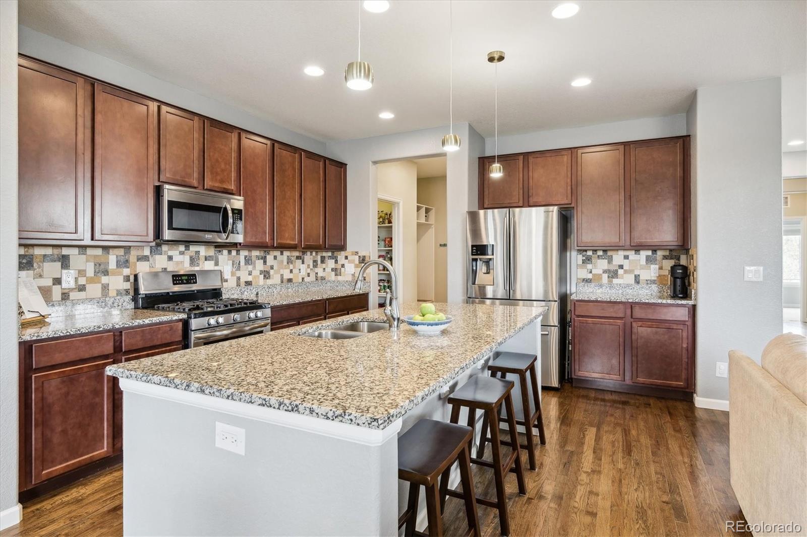 MLS Image #13 for 21343 e smoky hill road,centennial, Colorado