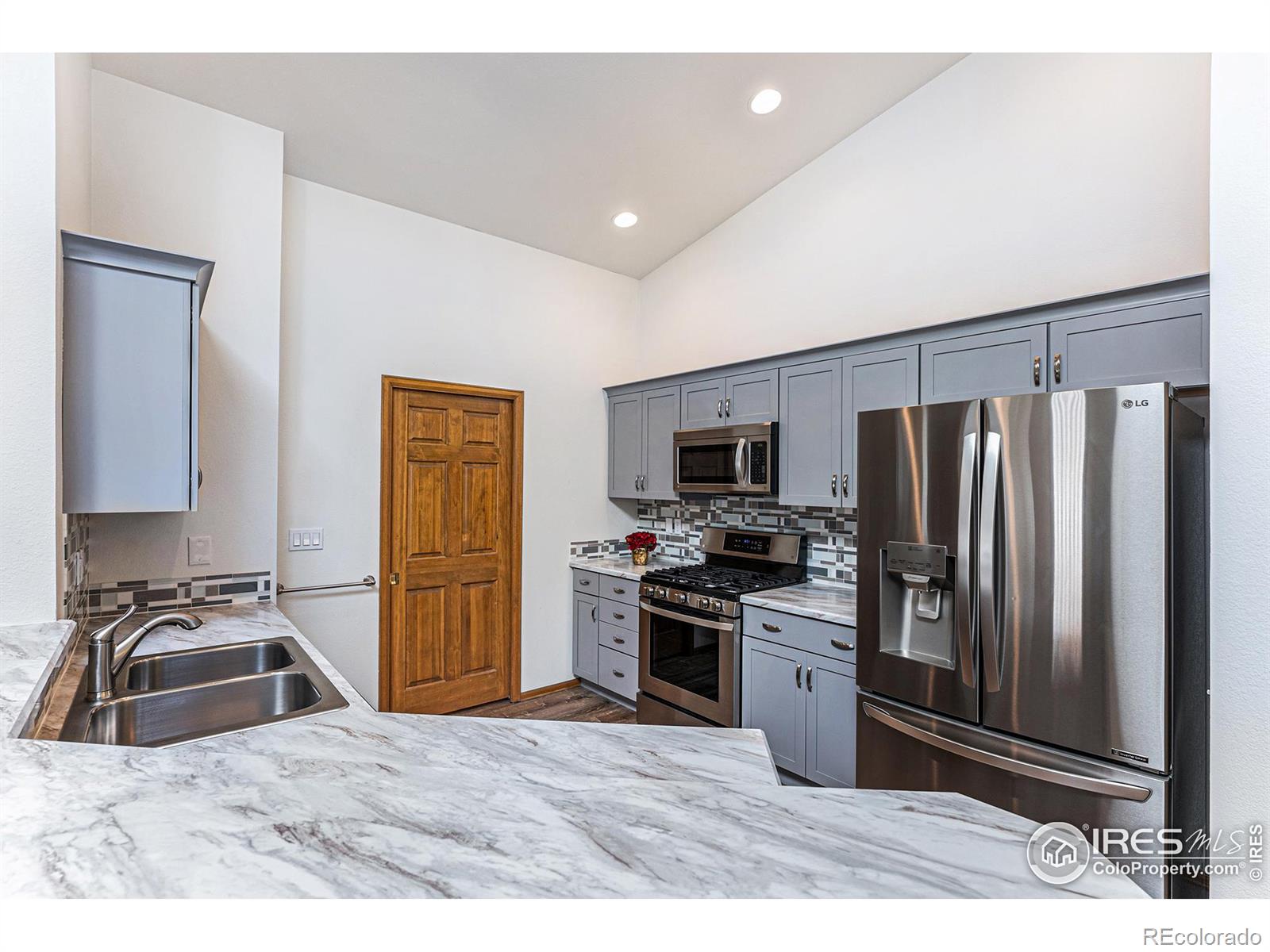 MLS Image #10 for 2700  stanford road,fort collins, Colorado