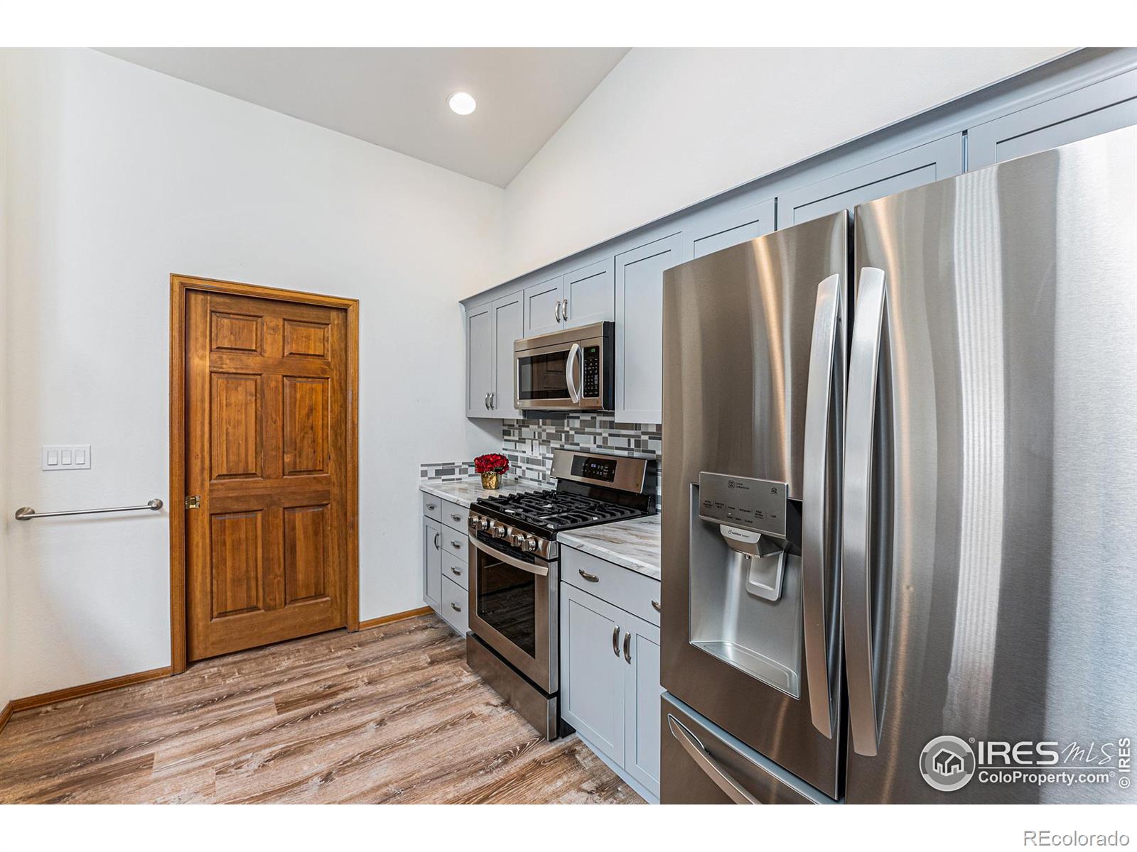 MLS Image #12 for 2700  stanford road,fort collins, Colorado
