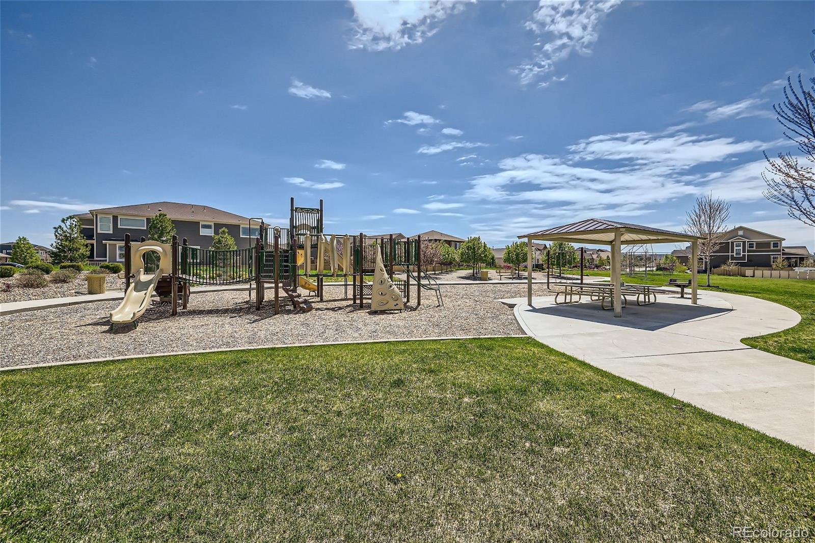 MLS Image #35 for 185  sugar beet circle,longmont, Colorado