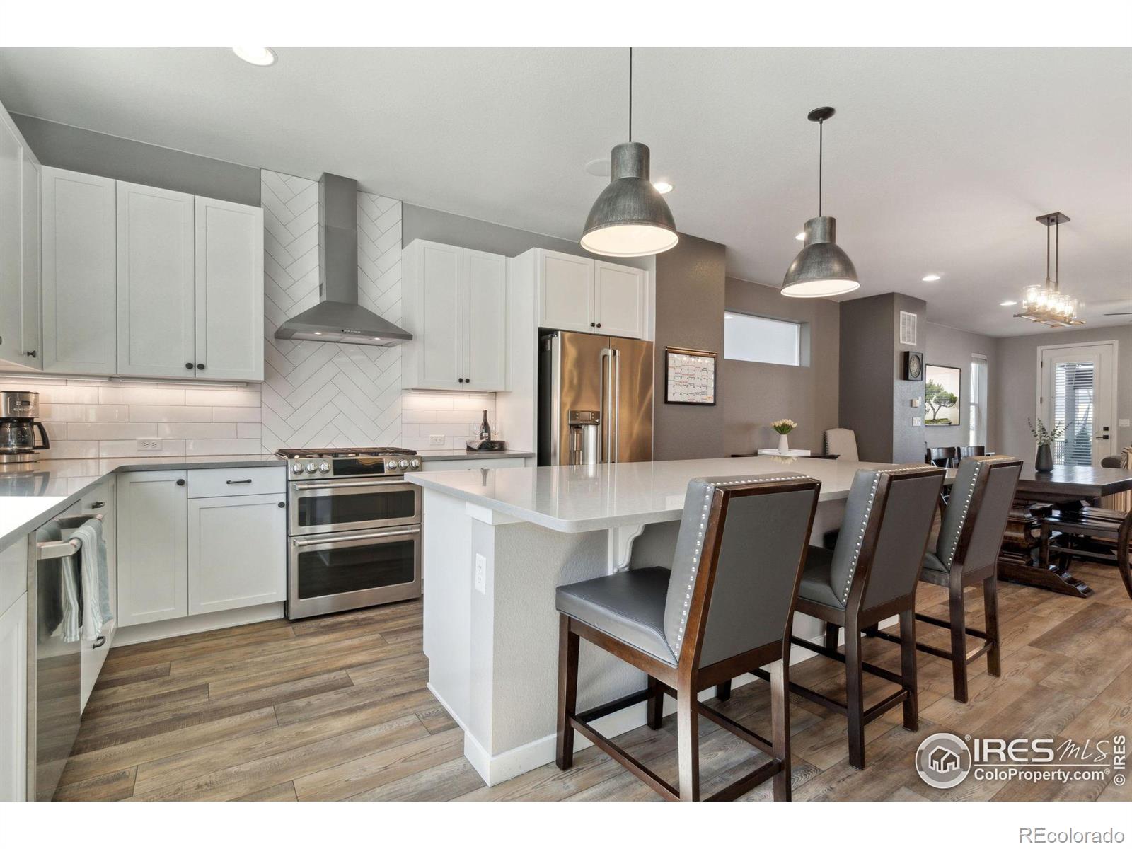 MLS Image #3 for 8933  southurst street,highlands ranch, Colorado