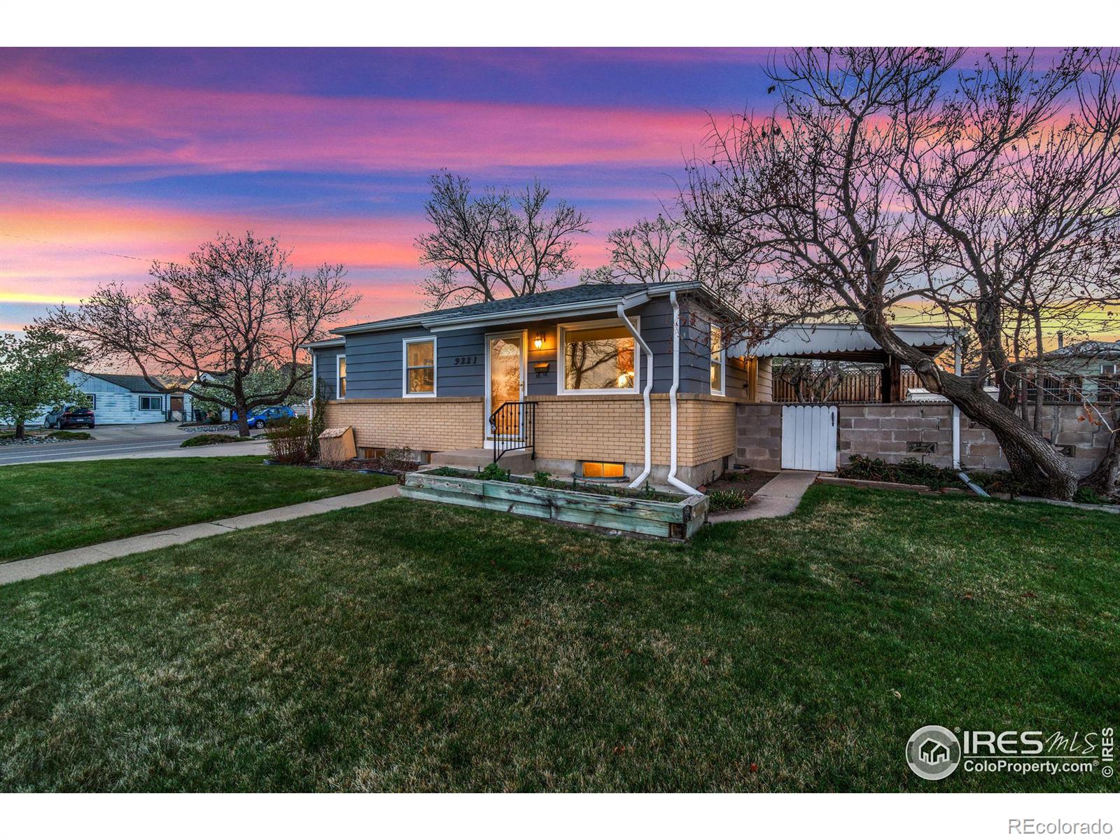 MLS Image #2 for 9221  yucca way,thornton, Colorado