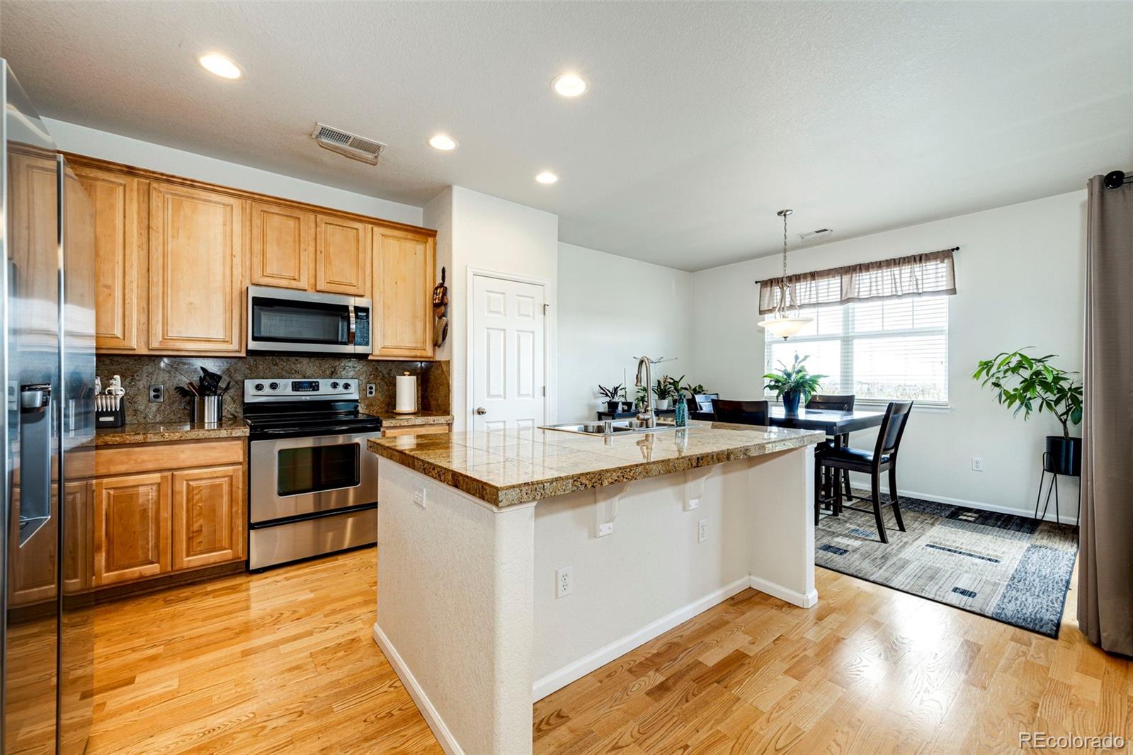 MLS Image #3 for 3661 s perth circle,aurora, Colorado