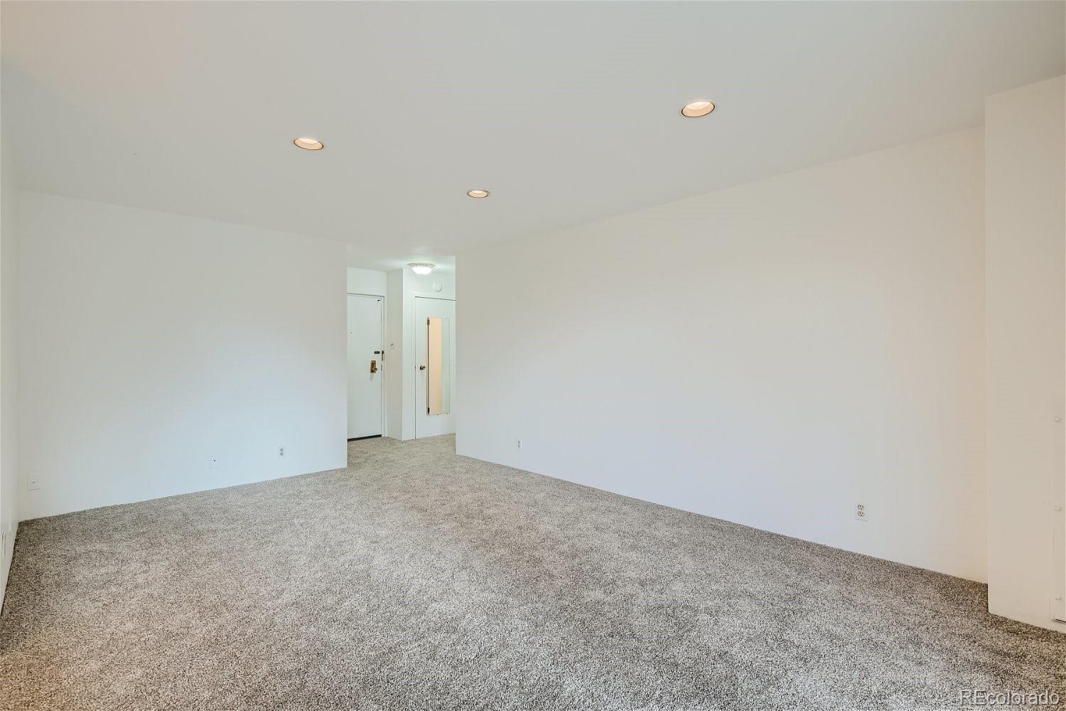 MLS Image #4 for 460 s marion parkway,denver, Colorado