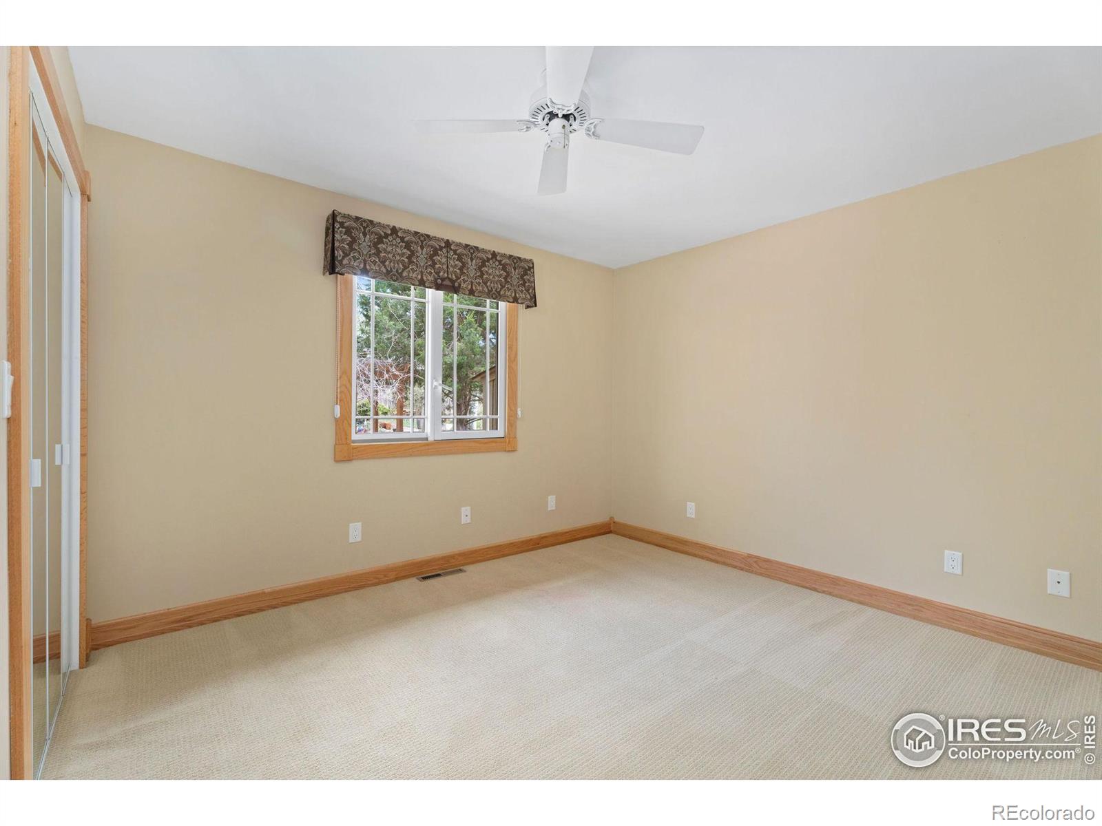 MLS Image #20 for 3550  valley oak drive,loveland, Colorado