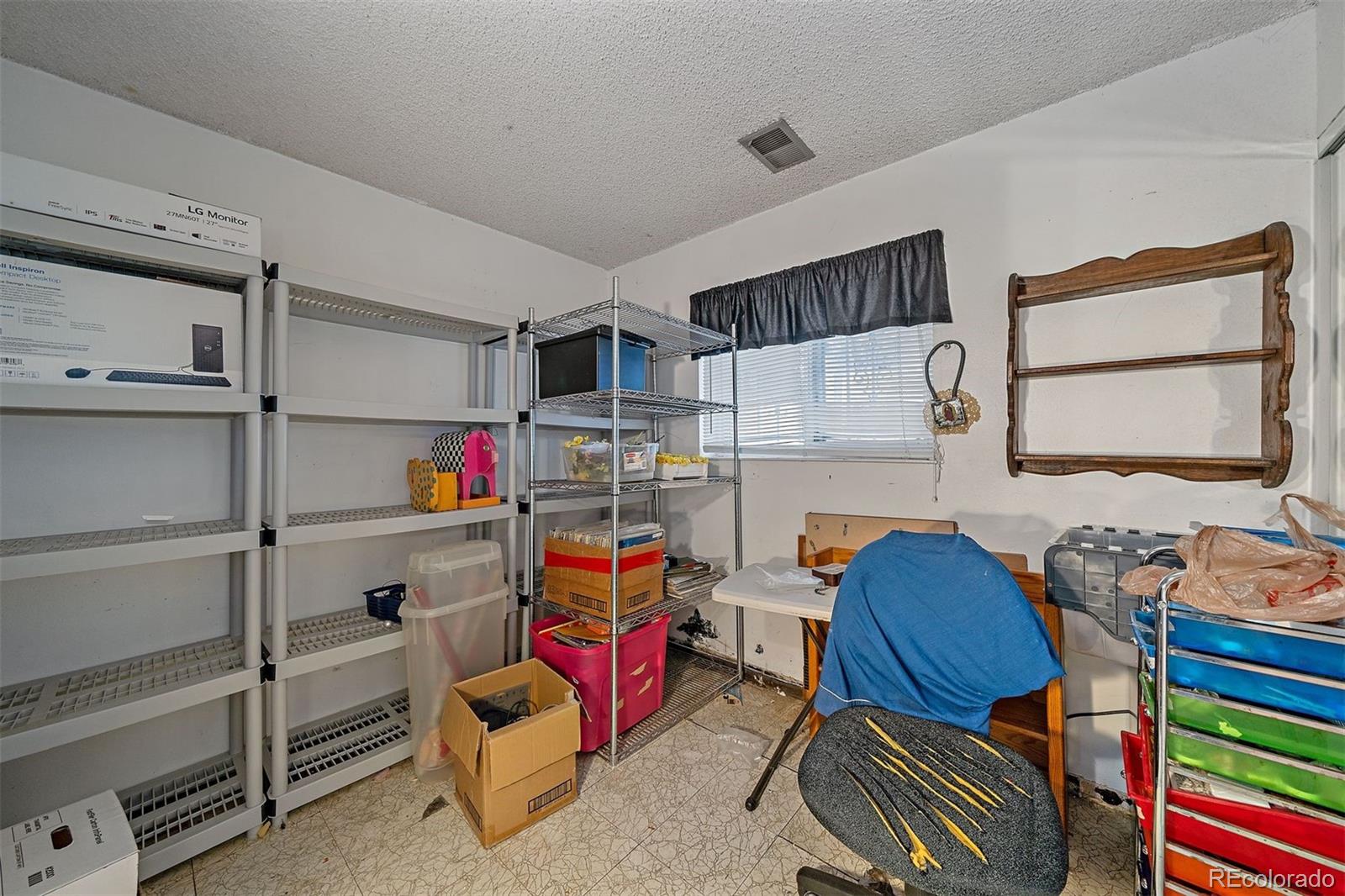 MLS Image #17 for 680  drake street,denver, Colorado