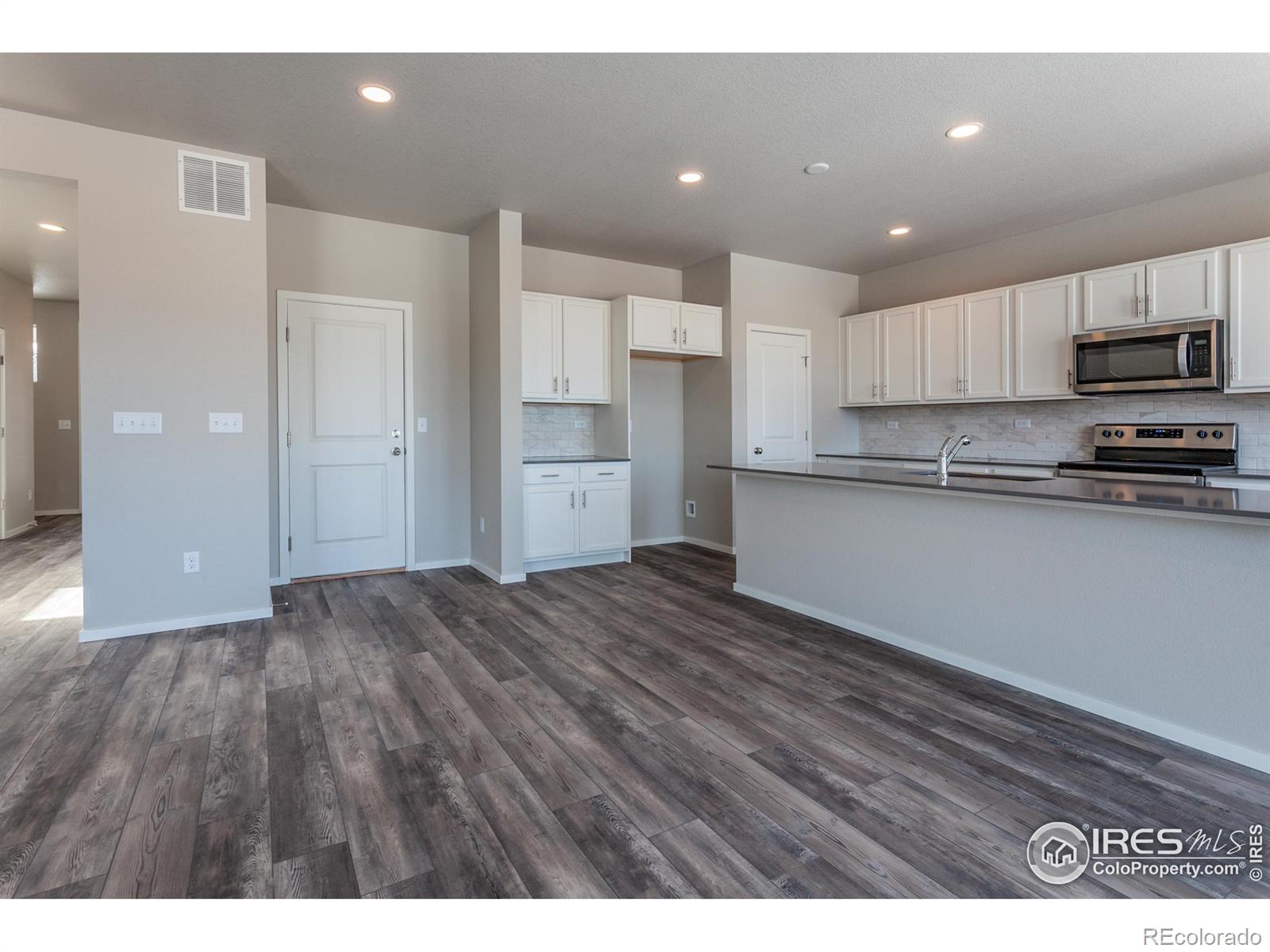 MLS Image #10 for 2915  supercub lane,fort collins, Colorado