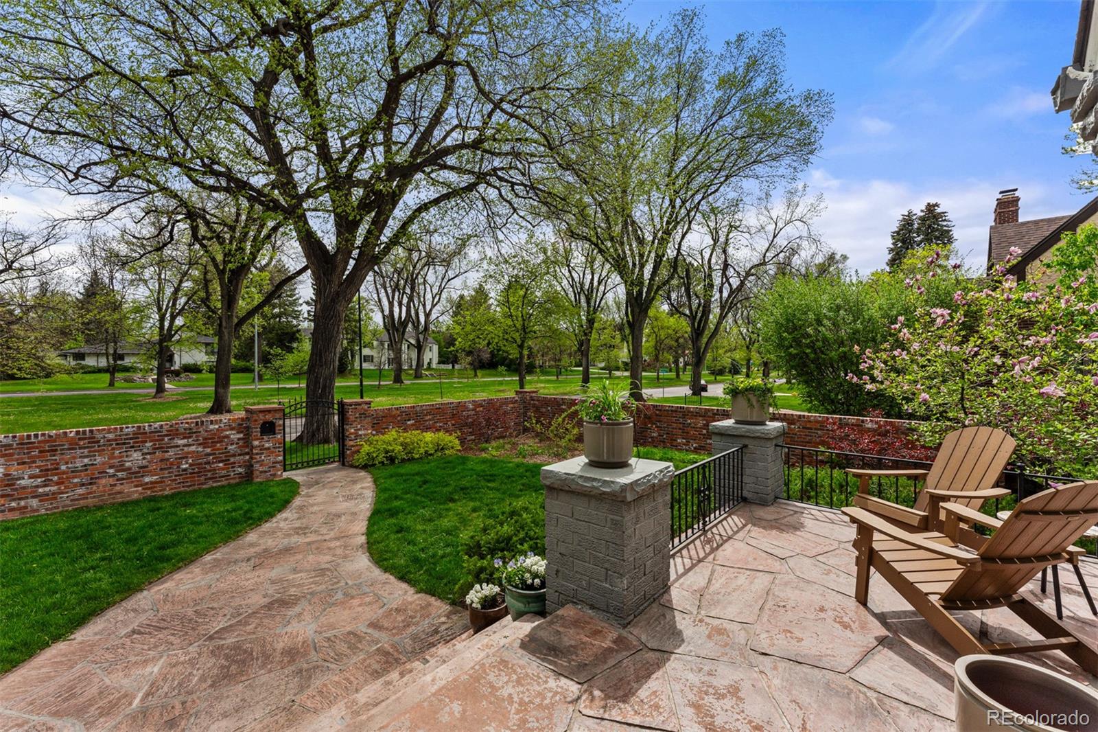 MLS Image #5 for 6125 e 6th avenue parkway,denver, Colorado