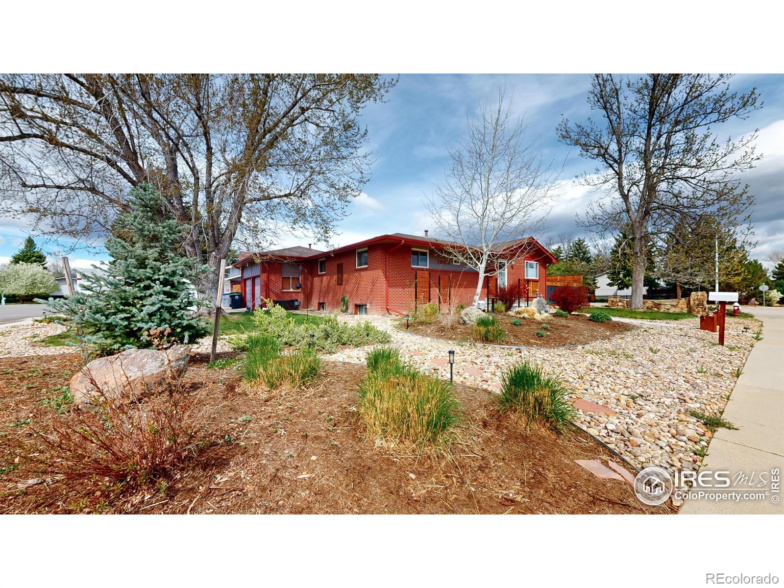 MLS Image #2 for 1603  drake street,longmont, Colorado