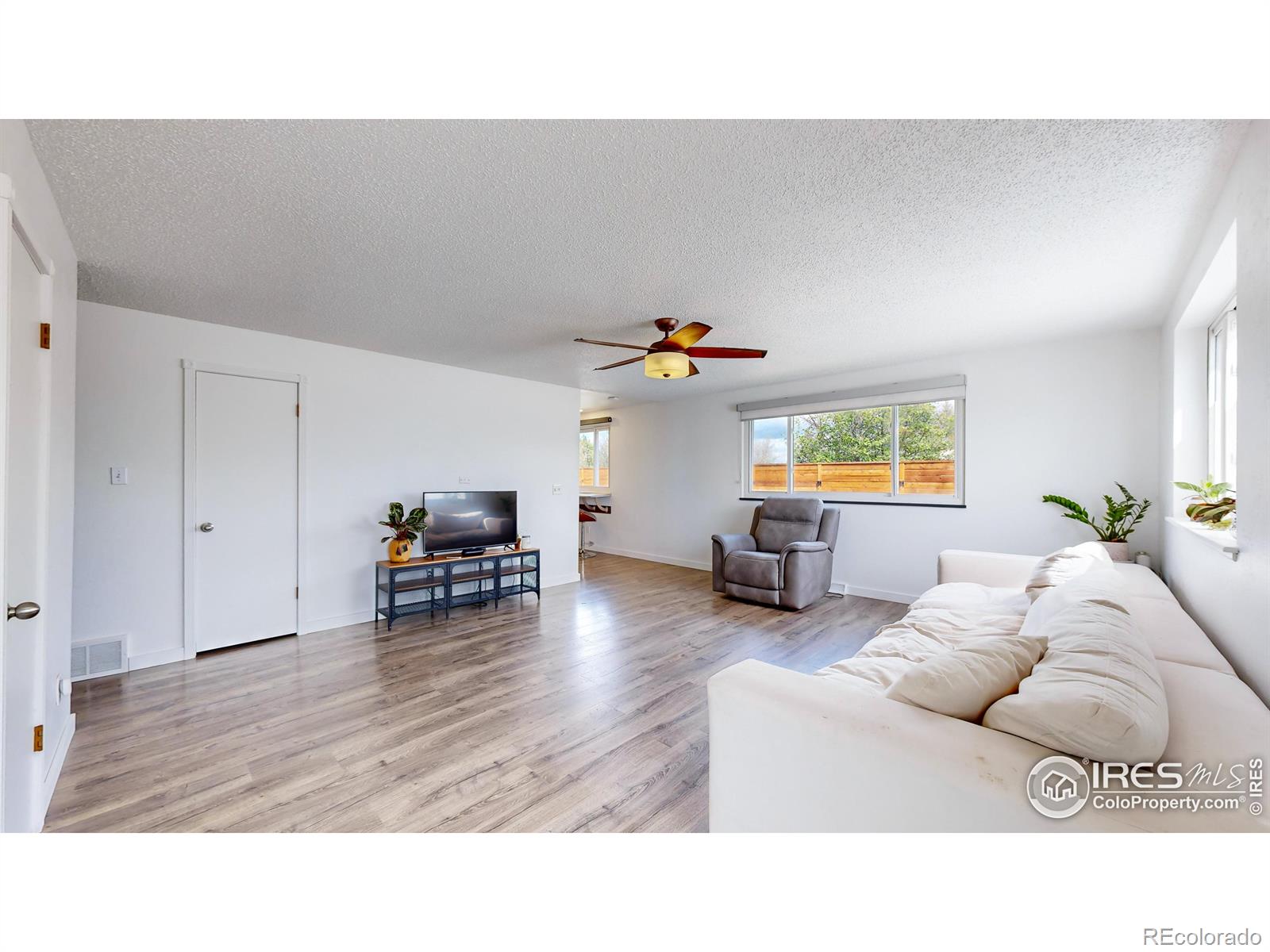 MLS Image #5 for 1603  drake street,longmont, Colorado