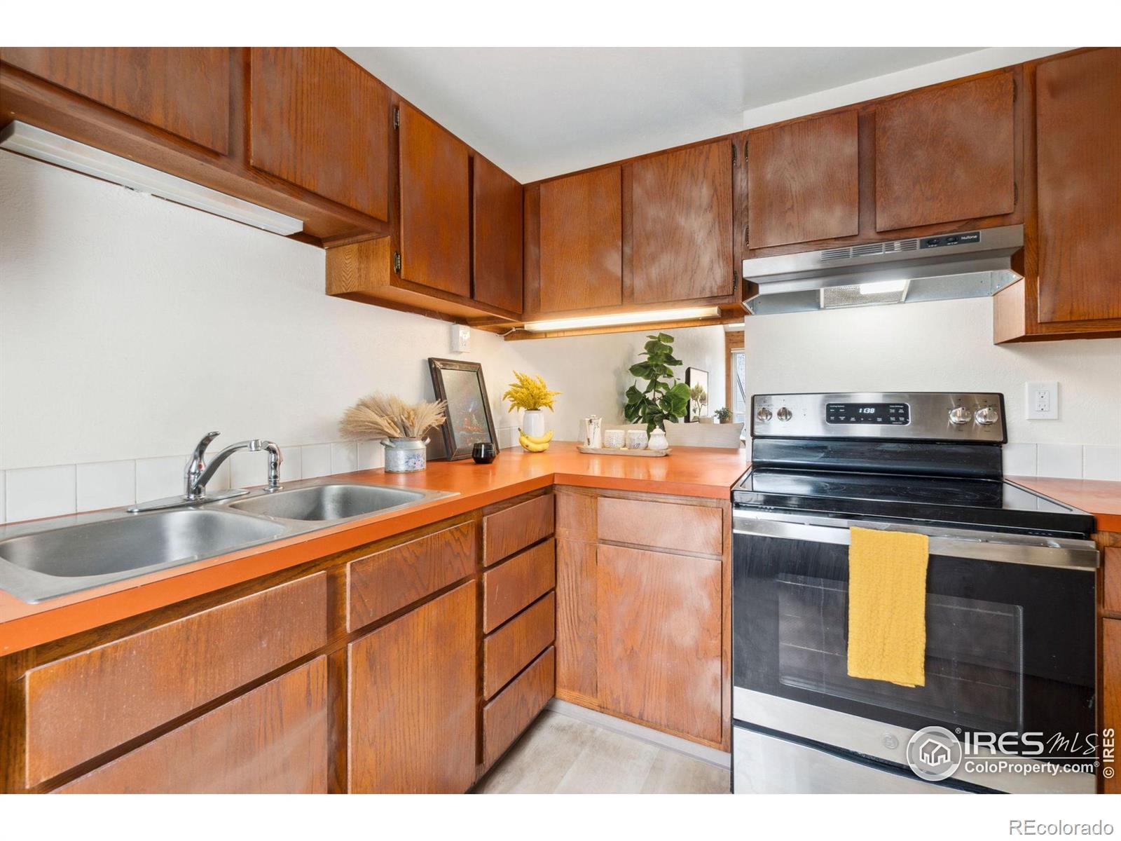 MLS Image #4 for 4811 w moorhead circle,boulder, Colorado