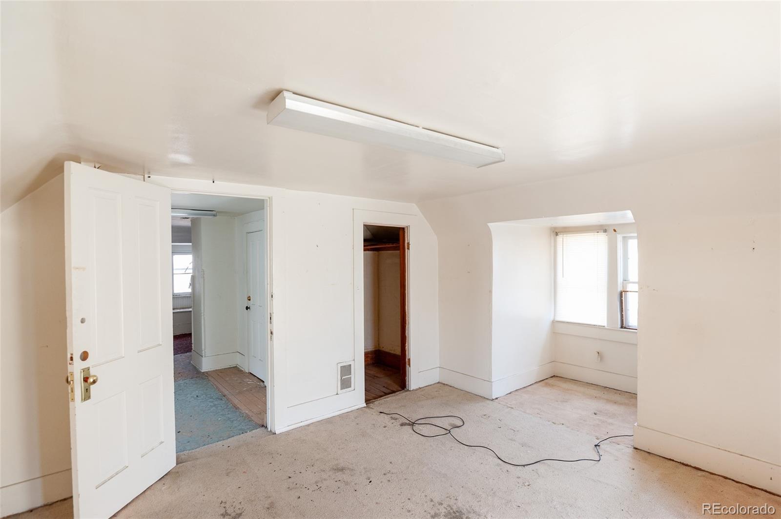 MLS Image #13 for 1023 s emerson street,denver, Colorado