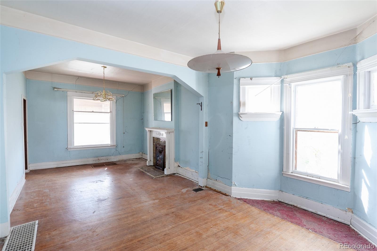 MLS Image #3 for 1023 s emerson street,denver, Colorado