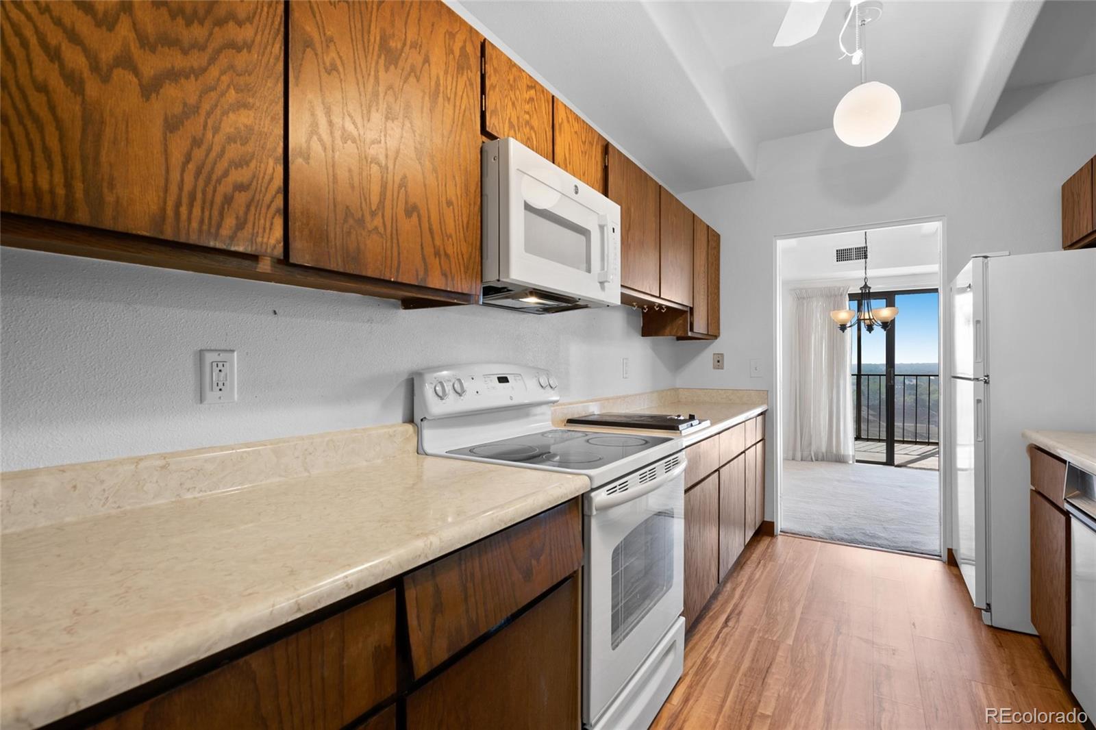 MLS Image #14 for 7877 e mississippi avenue,denver, Colorado