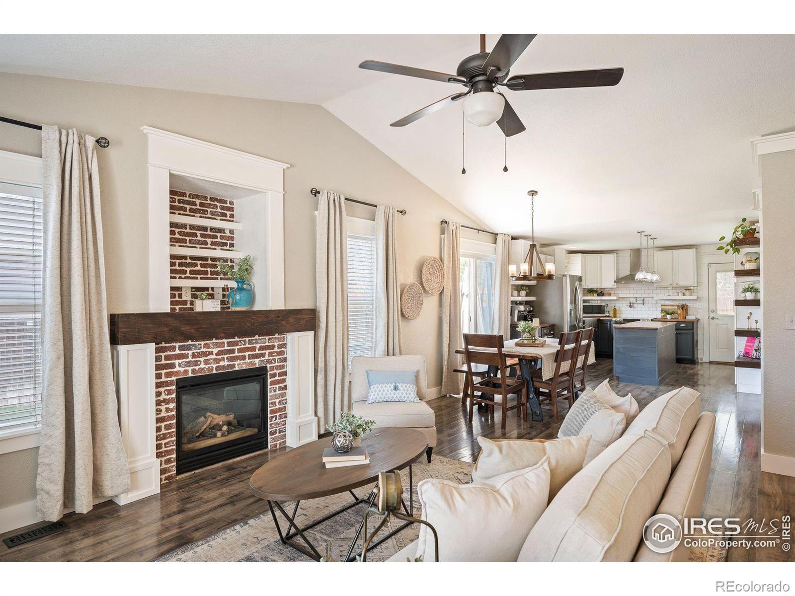 MLS Image #4 for 1119  sandra drive,johnstown, Colorado