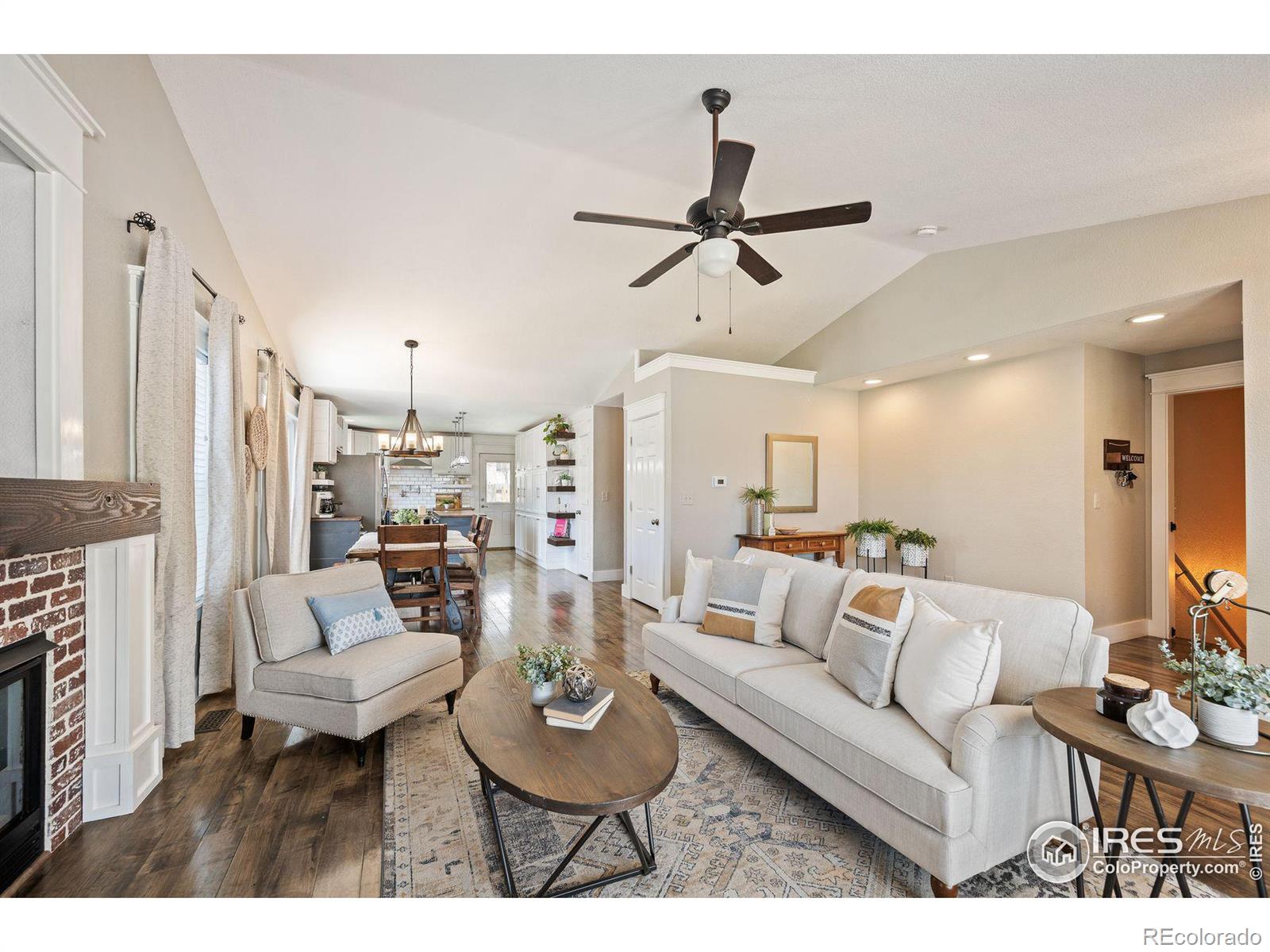 MLS Image #5 for 1119  sandra drive,johnstown, Colorado