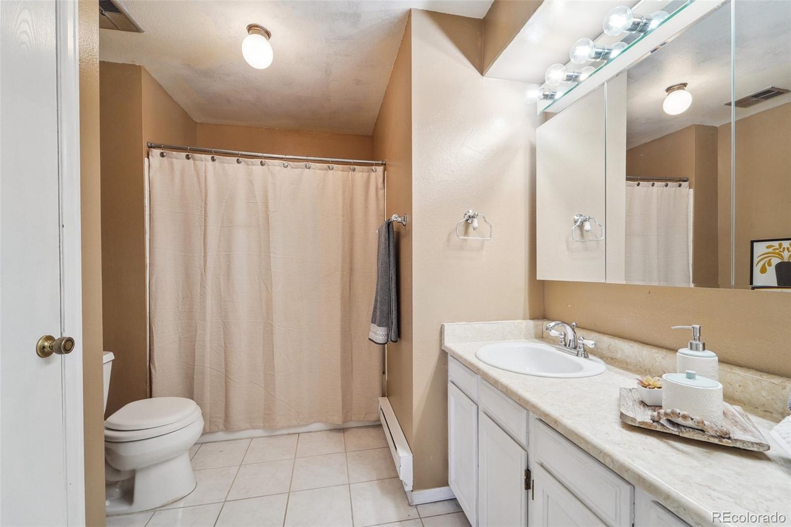 MLS Image #18 for 14702 e evans avenue,aurora, Colorado