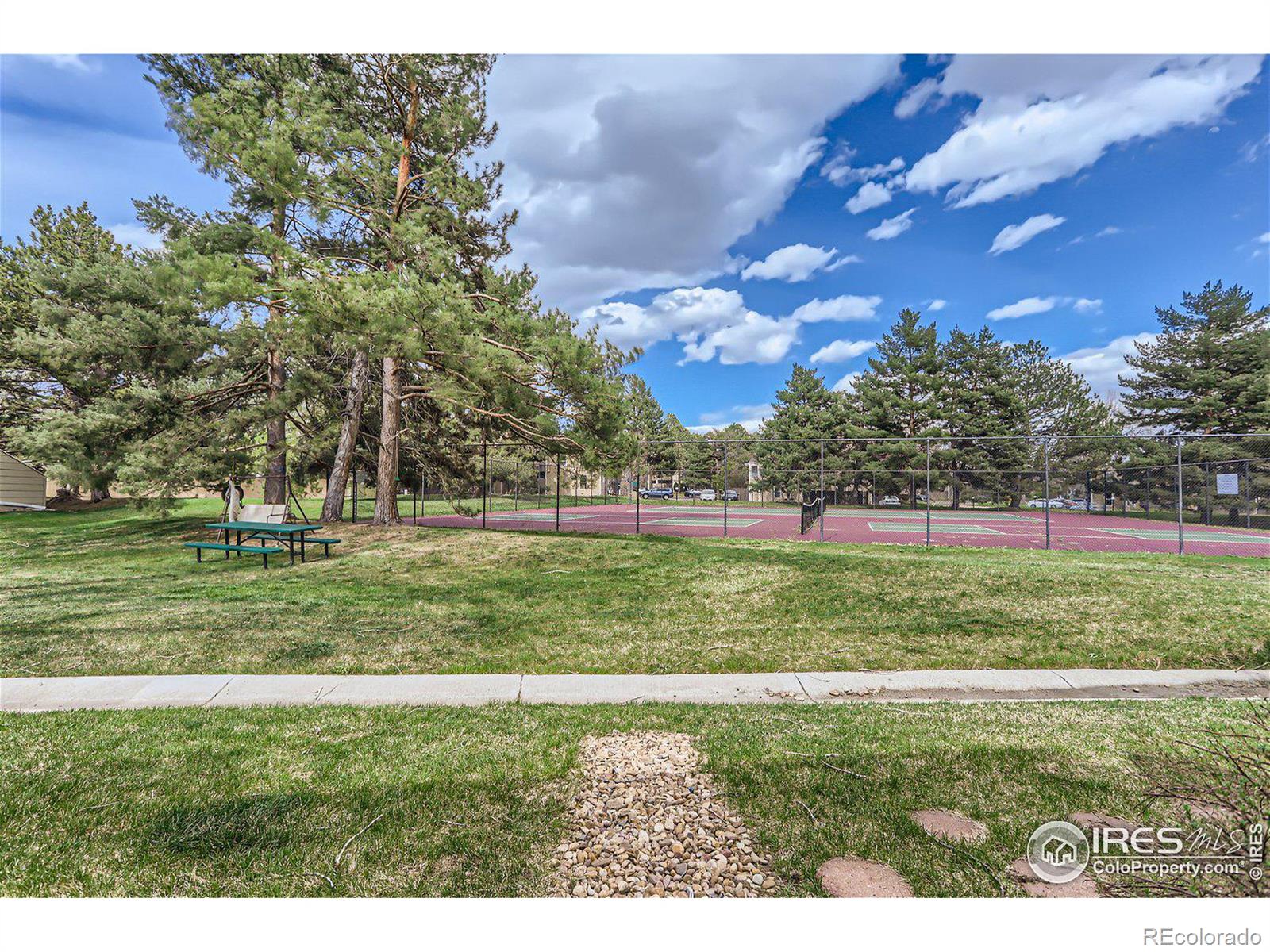 MLS Image #17 for 7977 n countryside drive,niwot, Colorado