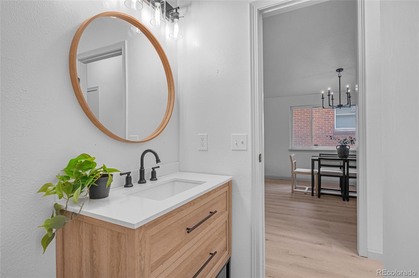 MLS Image #11 for 3619 n york street,denver, Colorado