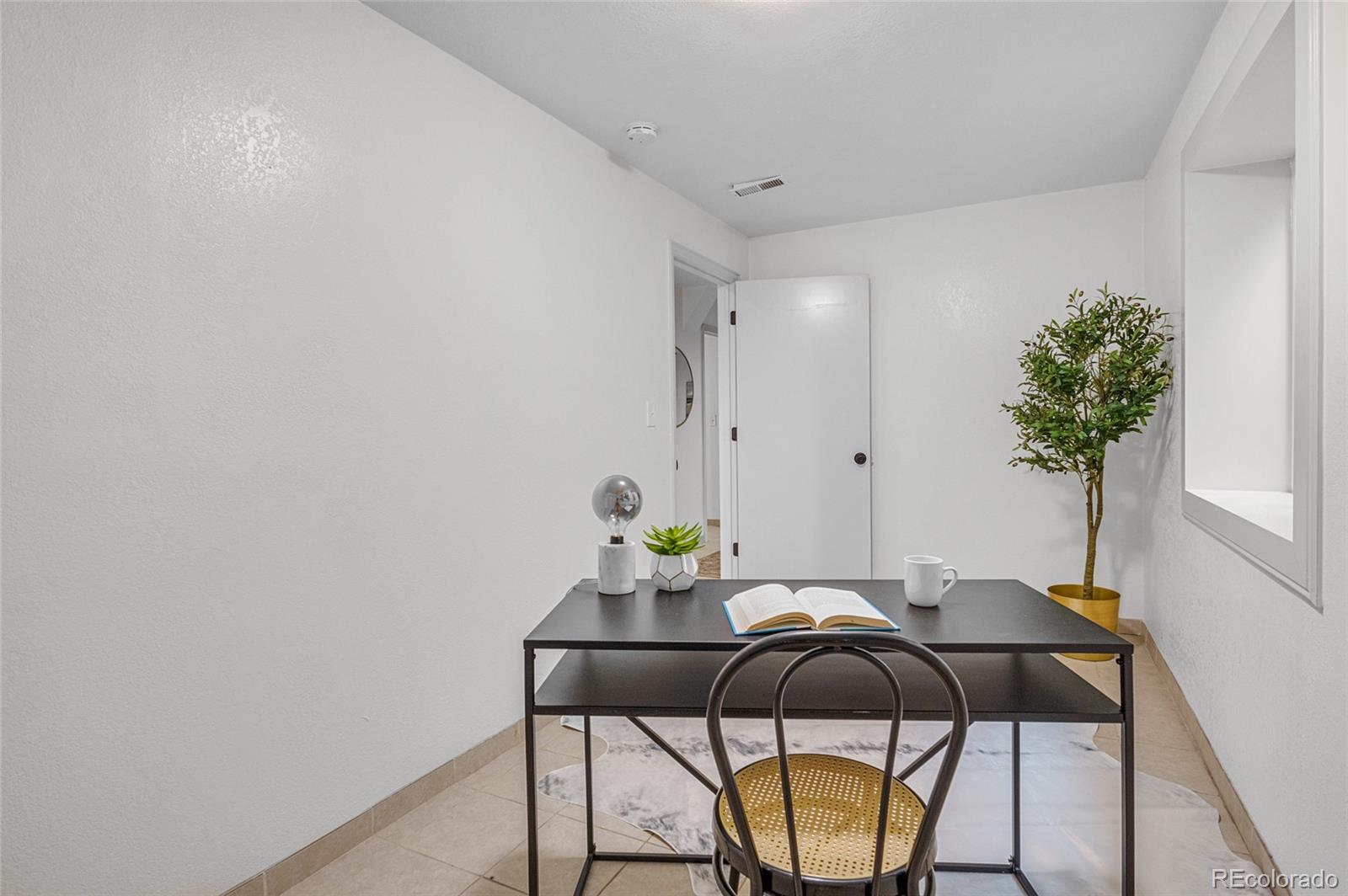MLS Image #19 for 3619 n york street,denver, Colorado