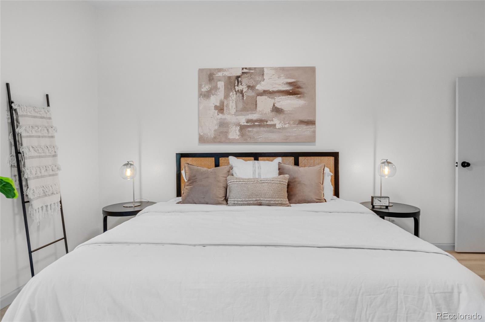 MLS Image #9 for 3619 n york street,denver, Colorado
