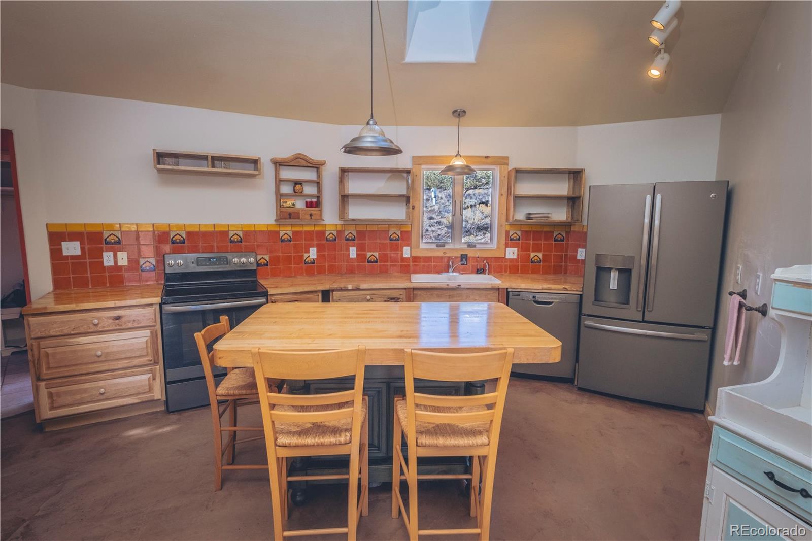 MLS Image #11 for 2035  lost cave way,crestone, Colorado