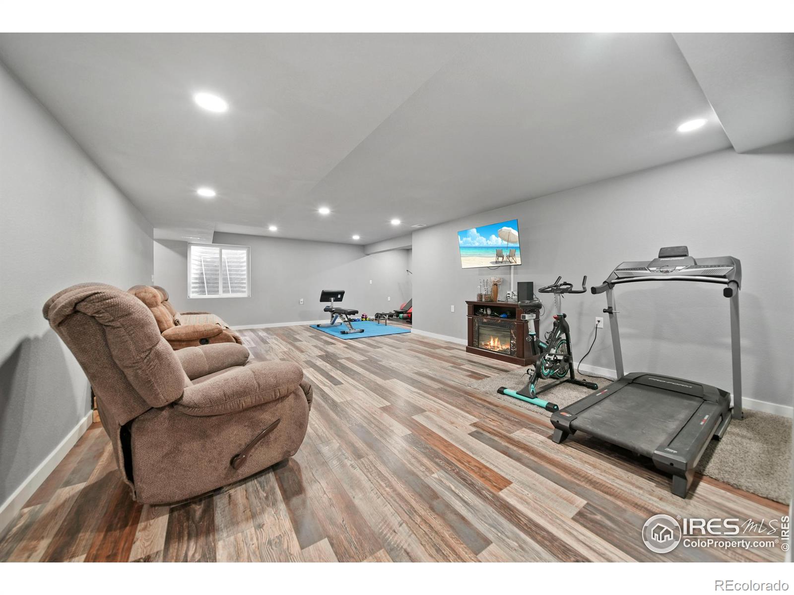 MLS Image #14 for 1108  osprey way,wiggins, Colorado