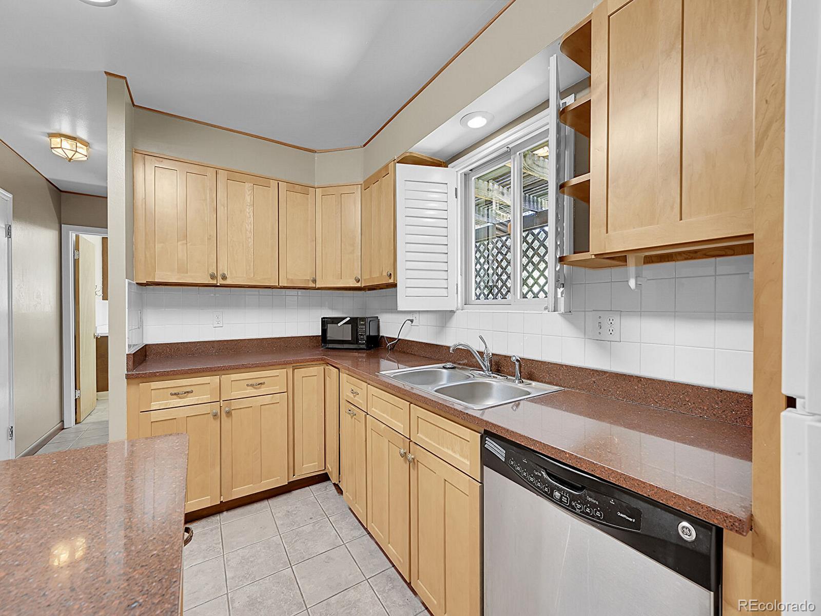 MLS Image #13 for 3841 s magnolia way,denver, Colorado