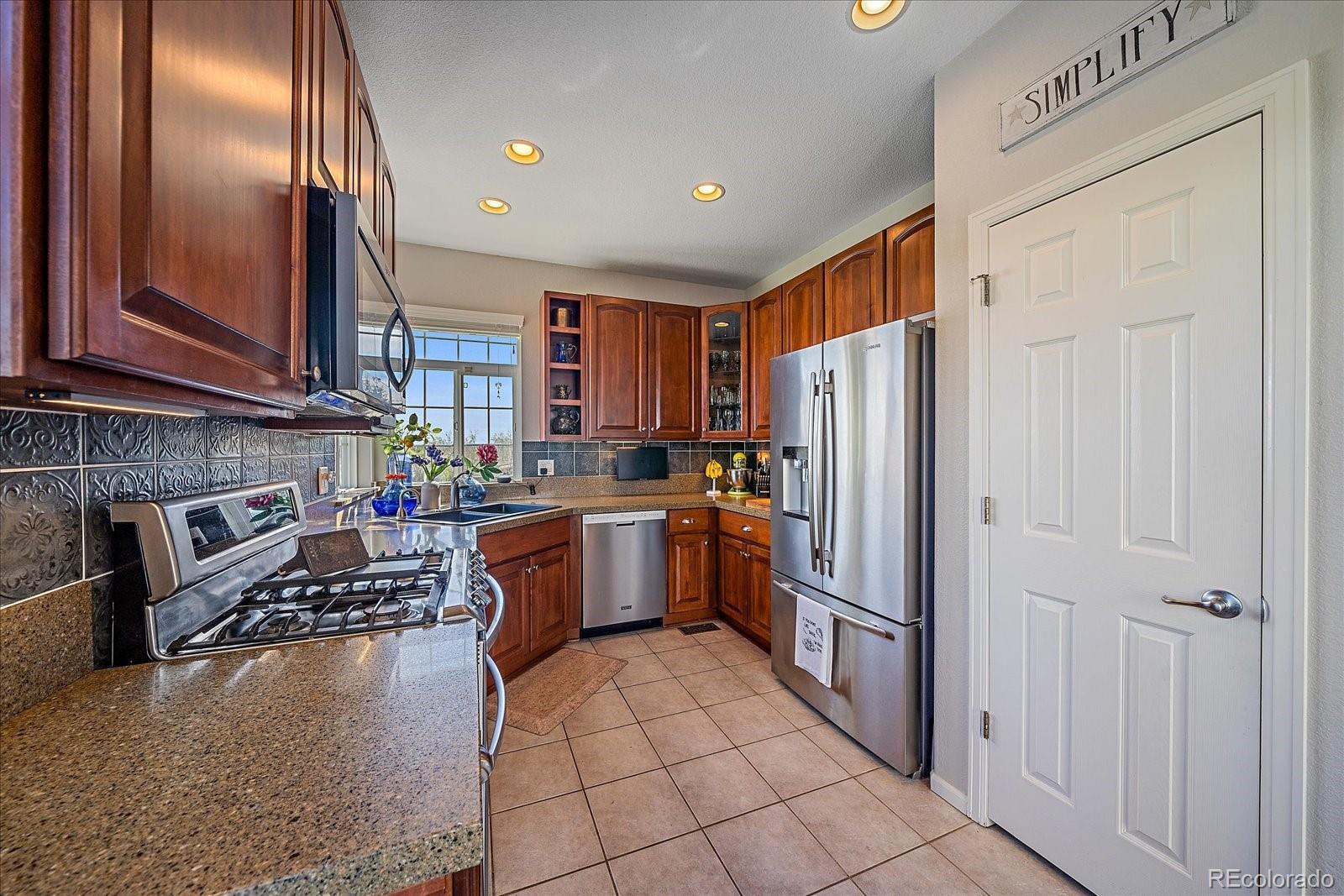 MLS Image #9 for 13721  plaster point,broomfield, Colorado