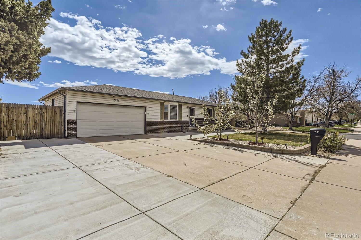 MLS Image #2 for 2934 s granby street,aurora, Colorado