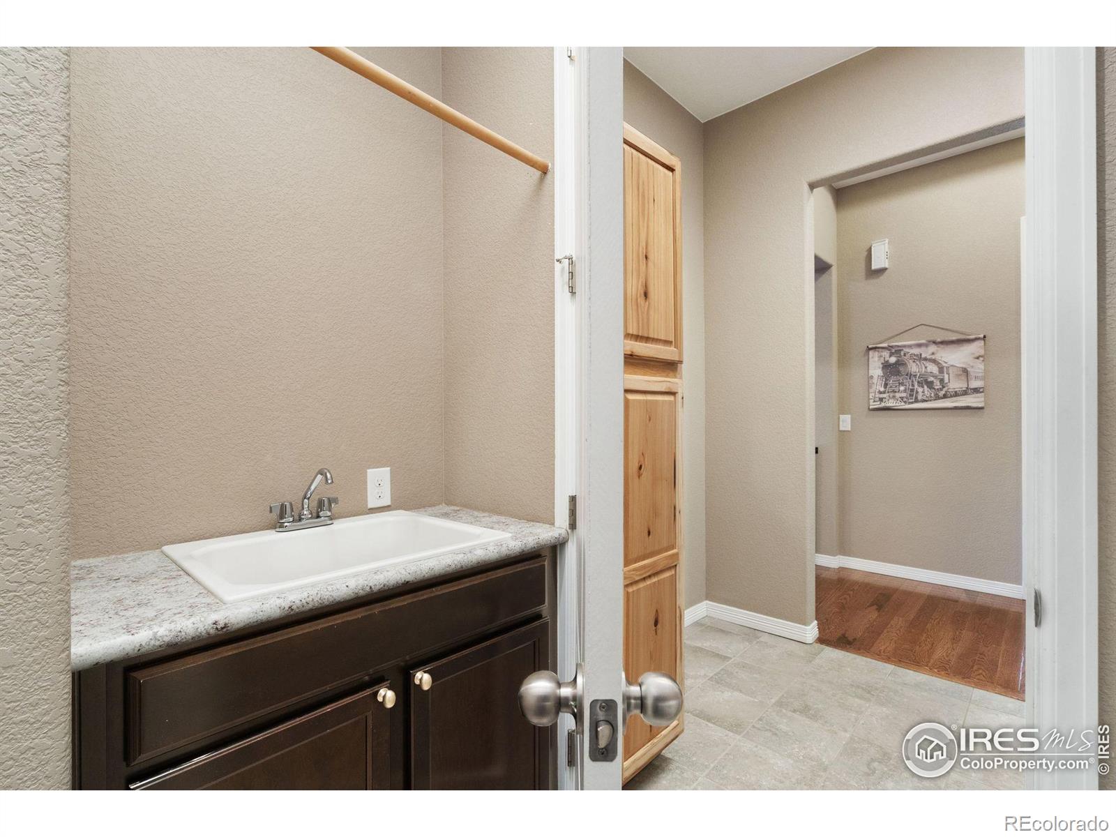 MLS Image #17 for 2074  vineyard drive,windsor, Colorado