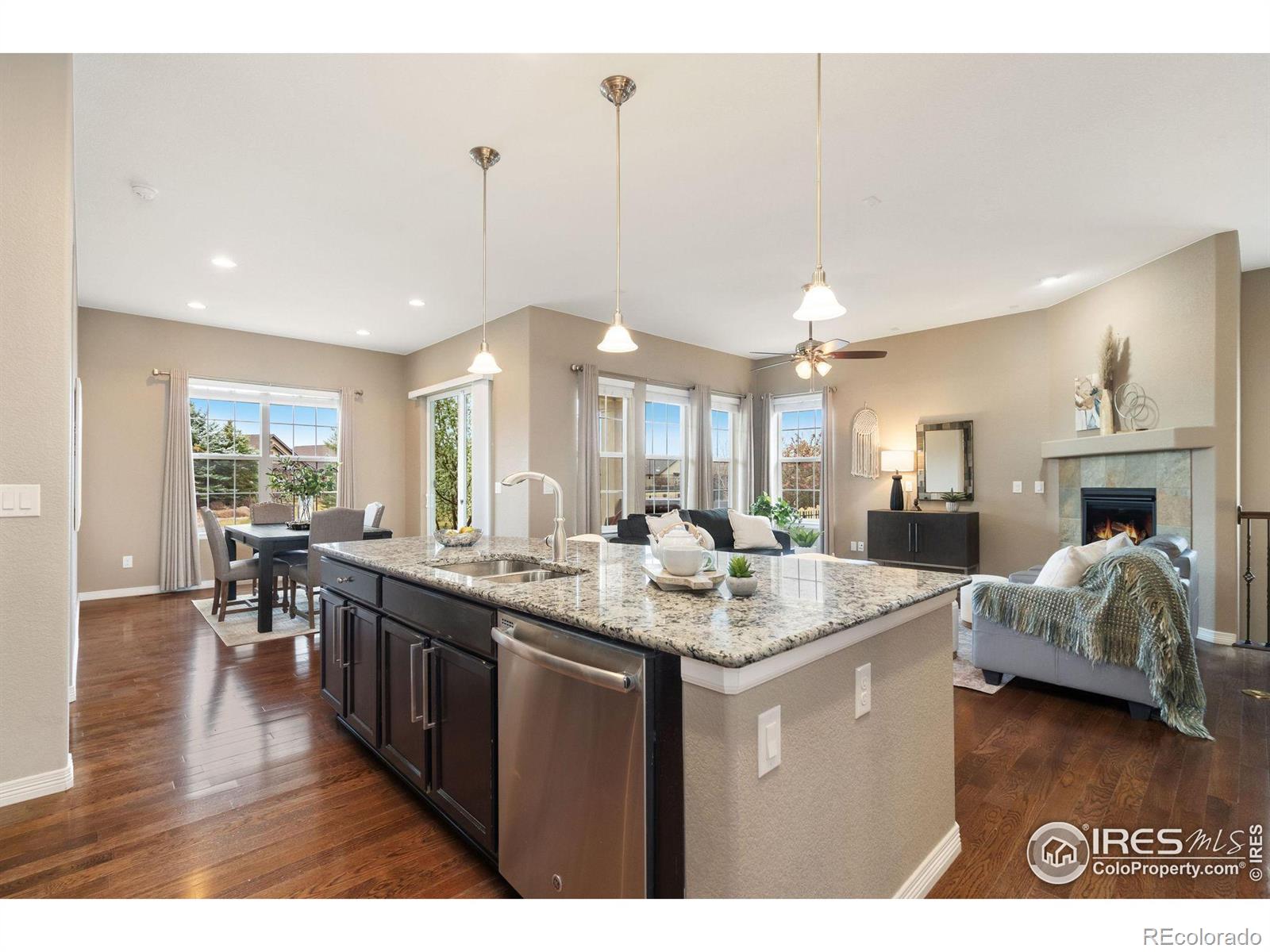 MLS Image #6 for 2074  vineyard drive,windsor, Colorado