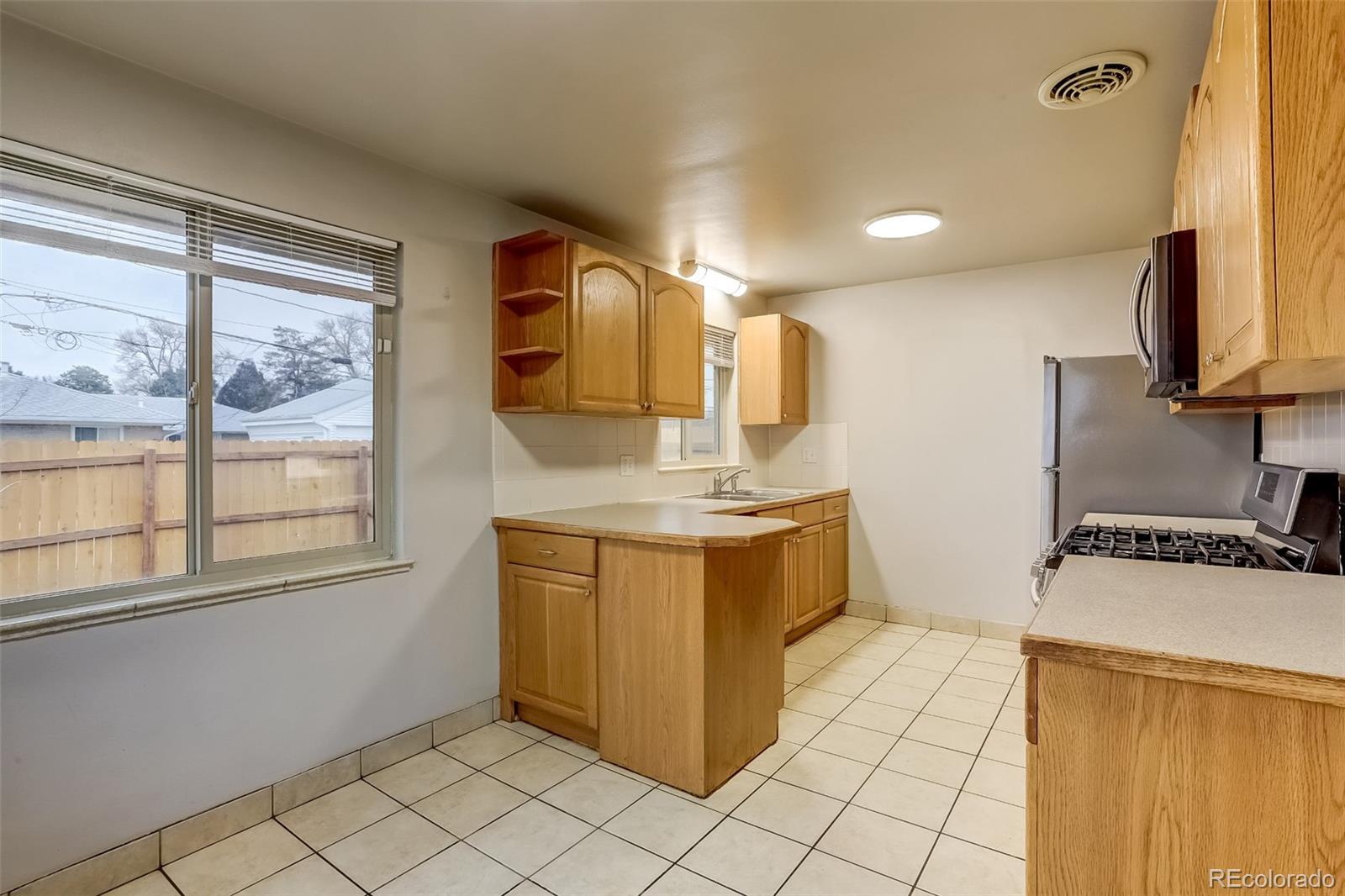 MLS Image #2 for 3692 n hudson street,denver, Colorado