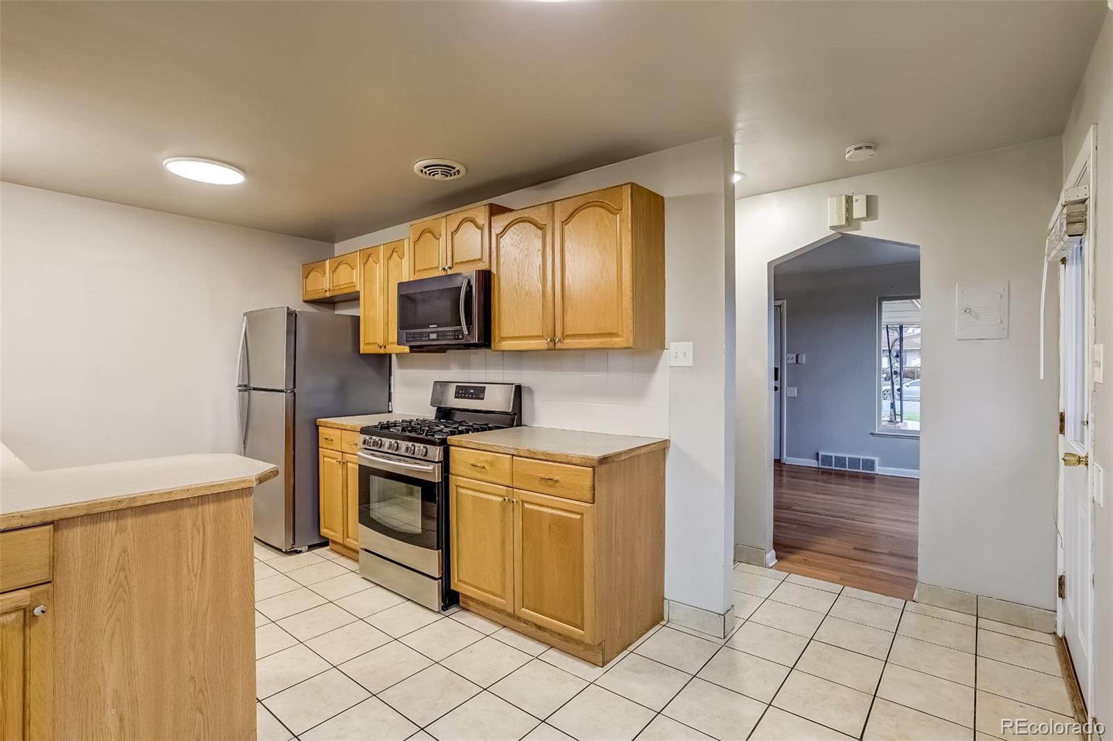 MLS Image #3 for 3692 n hudson street,denver, Colorado