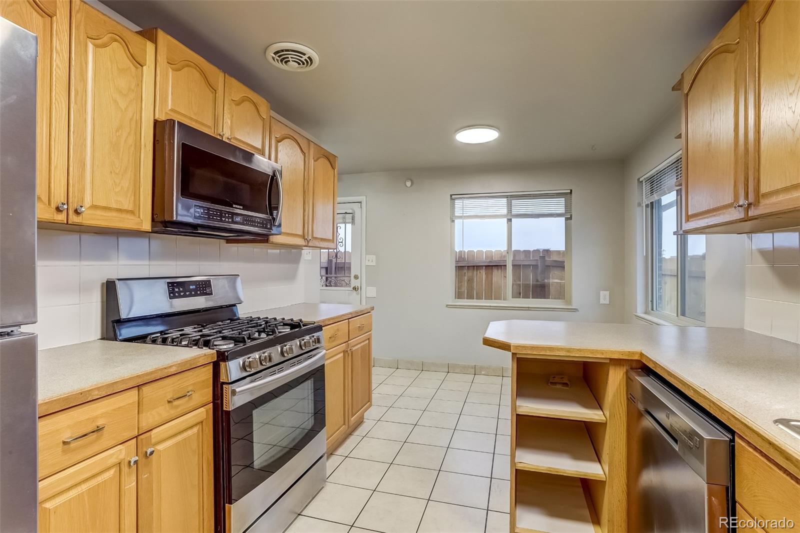 MLS Image #4 for 3692 n hudson street,denver, Colorado