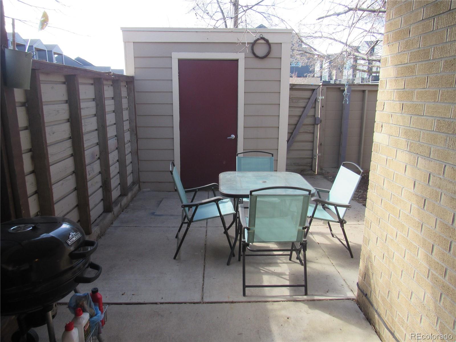 MLS Image #14 for 6964 e 1st place,denver, Colorado