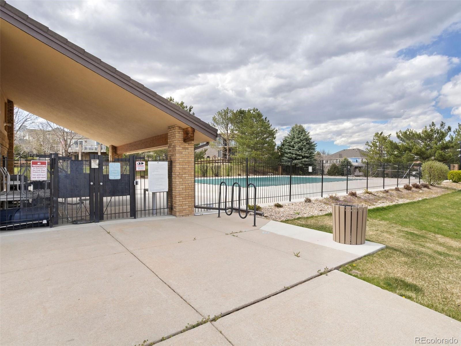 MLS Image #47 for 2546 s xenon way,denver, Colorado