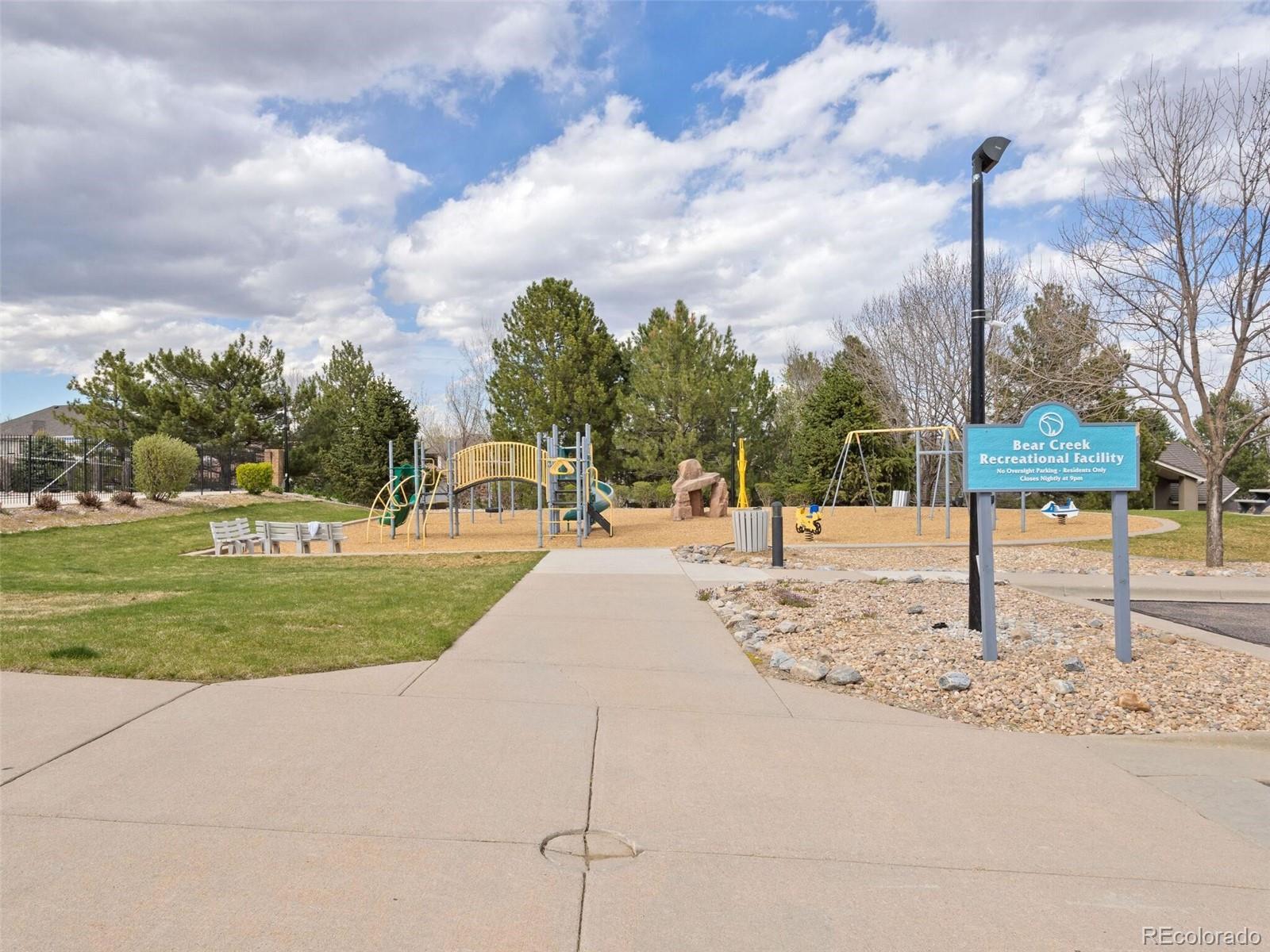 MLS Image #49 for 2546 s xenon way,denver, Colorado