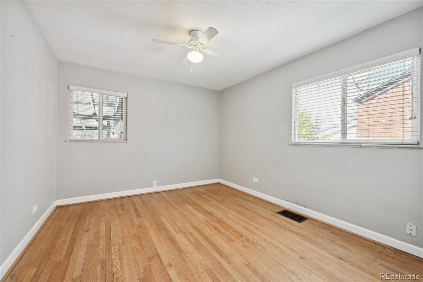 MLS Image #14 for 1401  niagara street,denver, Colorado