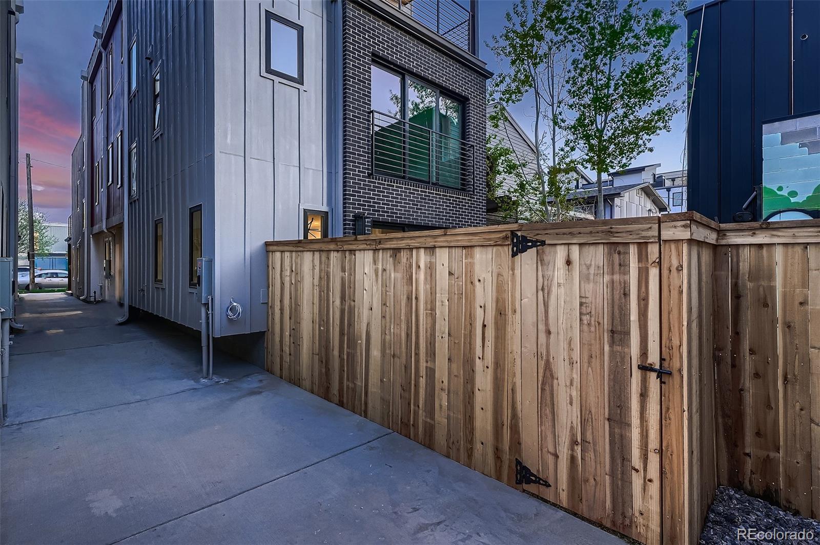 MLS Image #24 for 2451  lawrence street,denver, Colorado