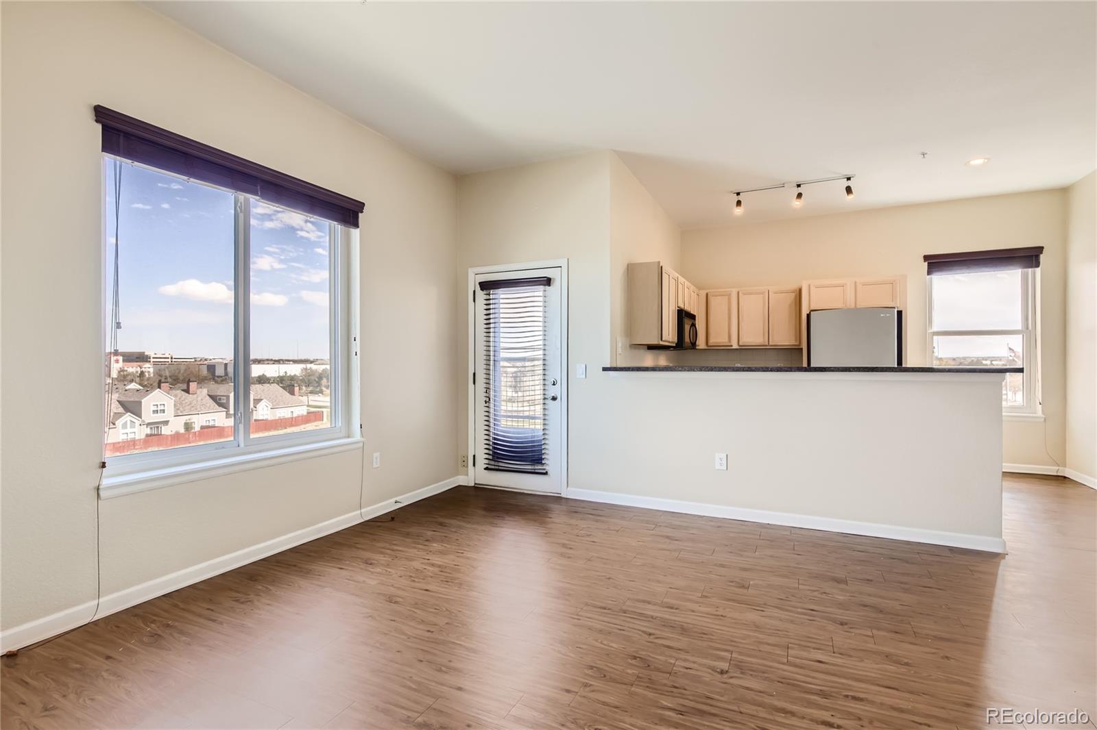 MLS Image #3 for 15475  andrews drive,denver, Colorado