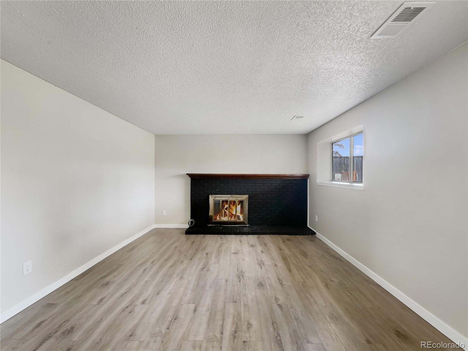 MLS Image #3 for 10021  eliot circle,denver, Colorado